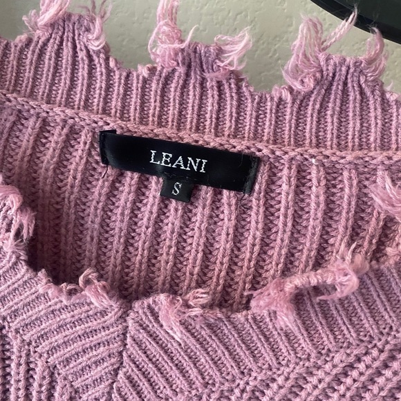 NWOT Leani - purple distressed sweater size small - Picture 10 of 11